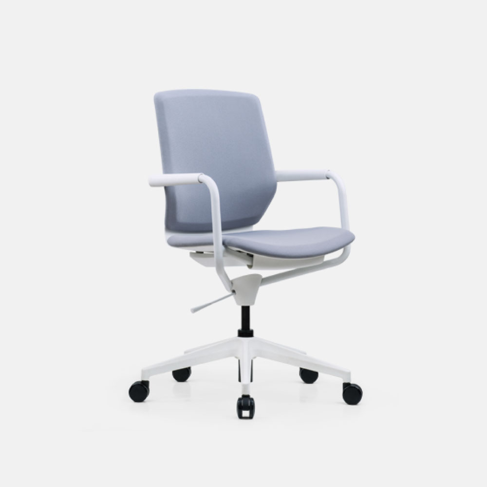 spazio-i-t-eit-002-01 Spazio I.T EIT-002C Executive Chair - Image 1